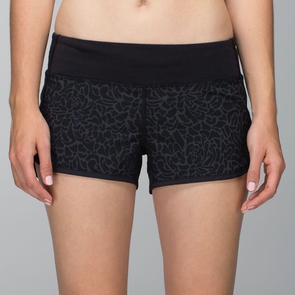 Lululemon Run:‎ Speed Short *Graphic - Picture 3 of 6